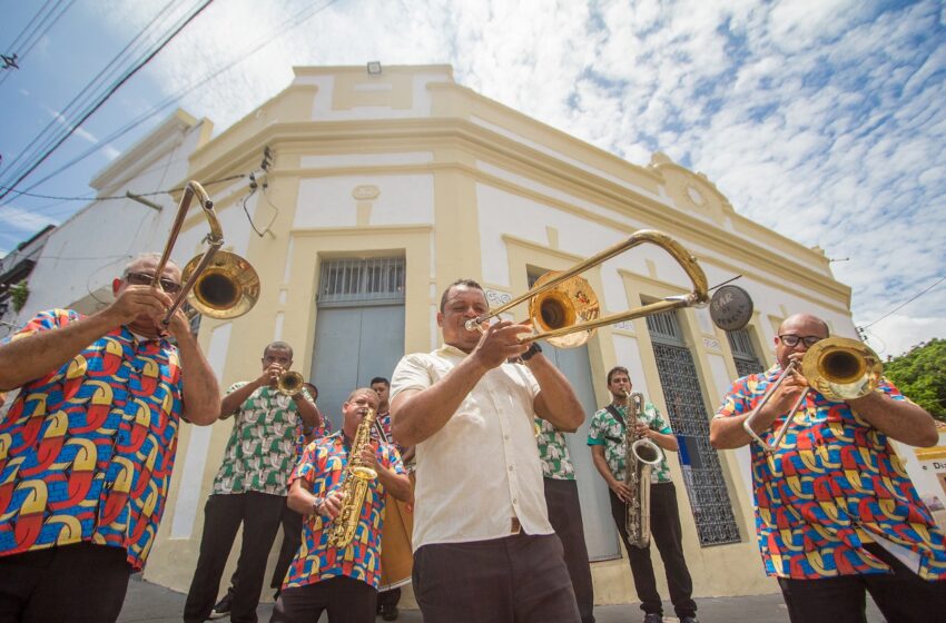 Orquestra de Frevo do Babá - foto por Hugo Muniz