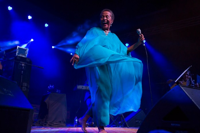  Susana Baca traz sua força e ancestralidade ao Festival Ecos Latinoamericanos em São Paulo