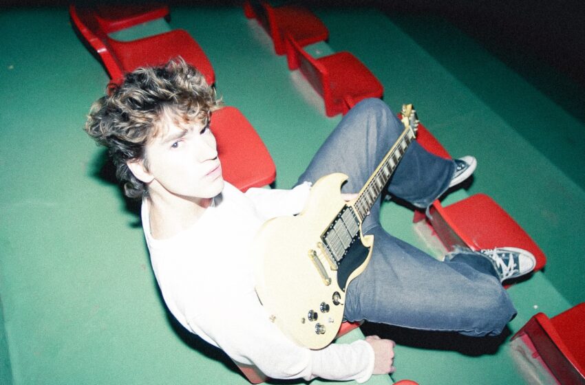  Com ironia e maturidade, Piedro transforma desilusões em música no novo single lançado pela Base Company