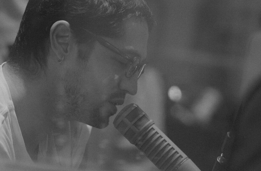  Gabriel Leone lança “Nós Dois”, primeiro single do álbum de estreia previsto para 2026