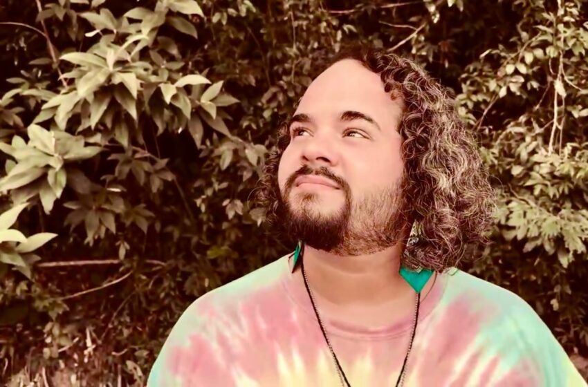  Juglitter lança “Mountain”, single que transforma memórias em música e celebra sua conexão com São Thomé das Letras