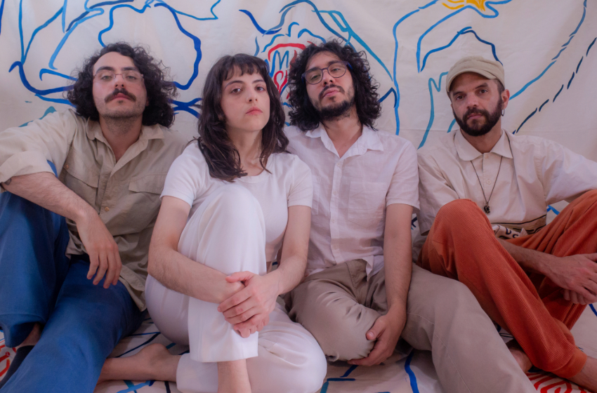  Infinito Latente lança a romântica “Deixa Eu”, nova prévia de seu primeiro álbum de estúdio