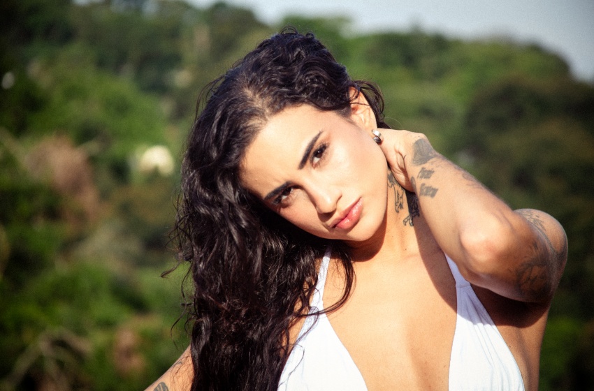 DAY LIMNS esquenta a era solar com “Marquinha”, um pop de desejo sem filtro
