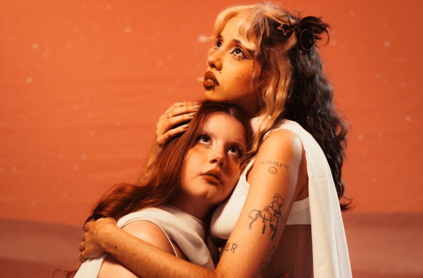  Breezia mergulha na nostalgia e crueza dos fatos em “Clara”, segundo single de seu álbum de estreia